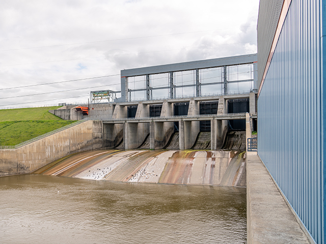Nipawin Hydroelectric Station